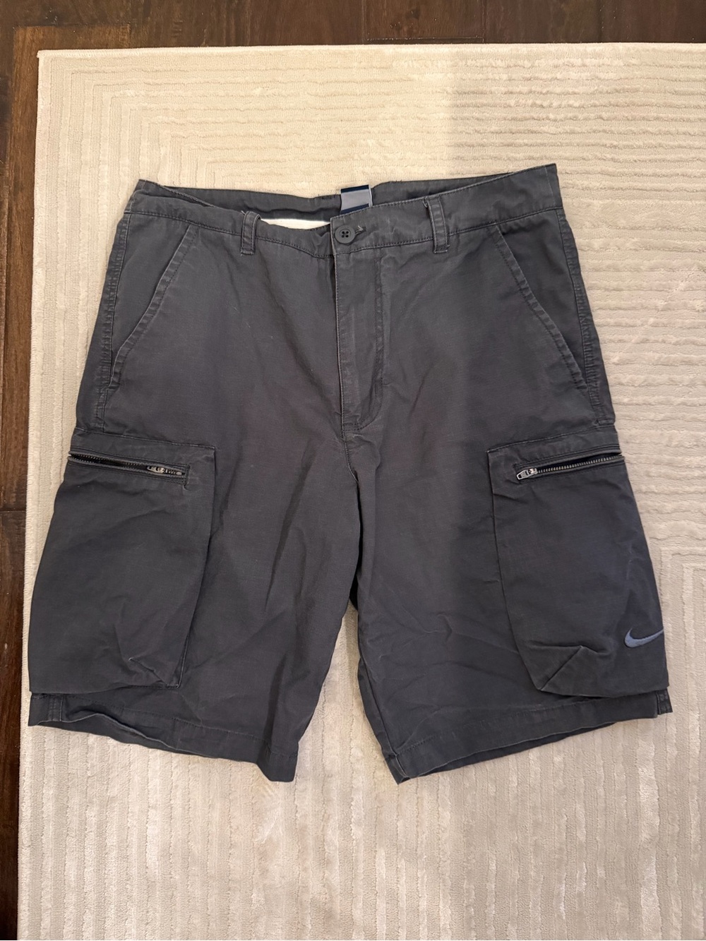 Nike Men's Dark Gray Cargo Shorts with Zip Pockets